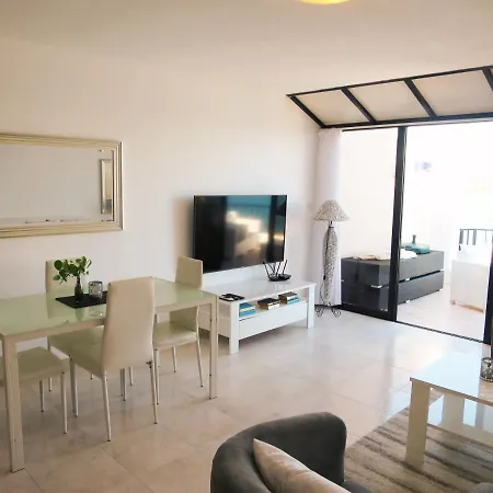 Maltaholiday Seafront Penthouse *