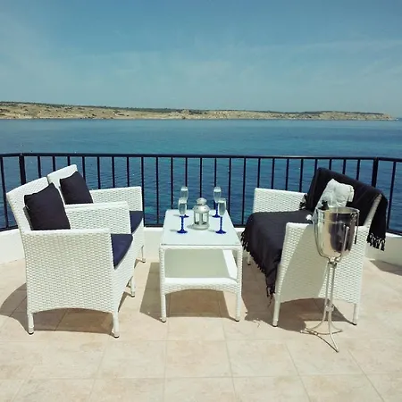 Maltaholiday Seafront Penthouse